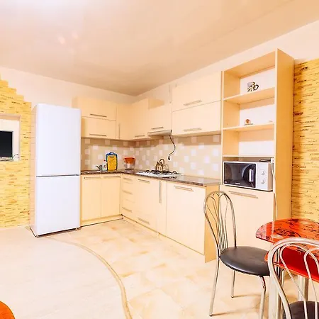 Apartment Studio On Rishelyevskaya *